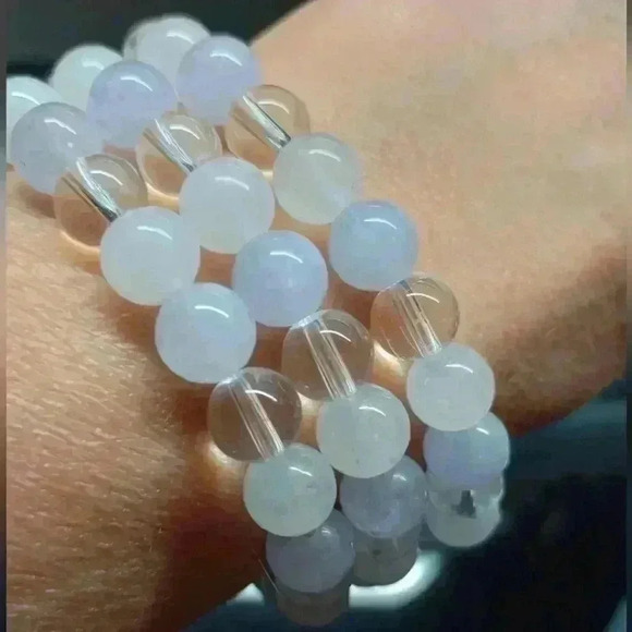 Labradorite, Crystal Quartz & Selenite Wellness Bracelet for Protection ๐ - Picture 2 of 7